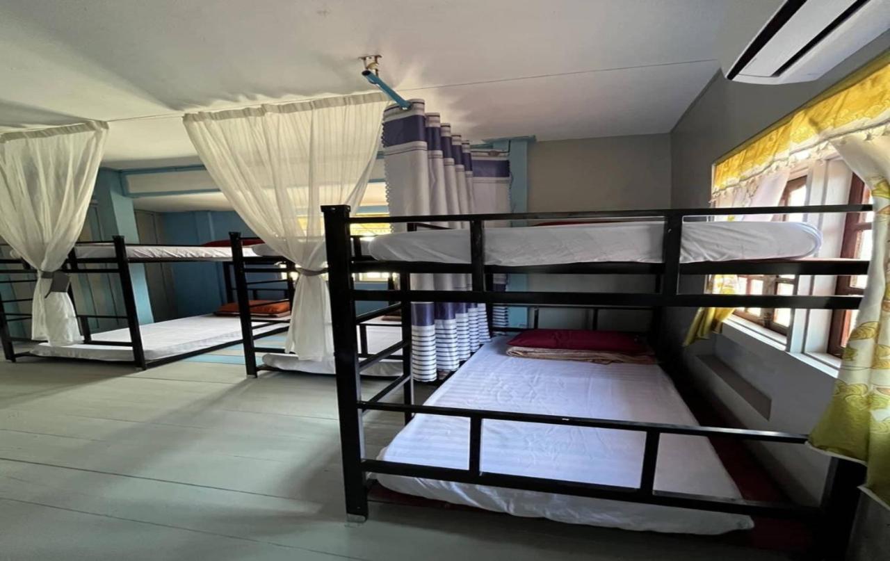 Vang Vieng Queen'S- Mountain View Hotel Bagian luar foto