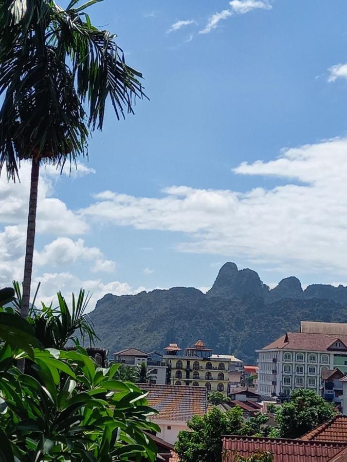 Vang Vieng Queen'S- Mountain View Hotel Bagian luar foto
