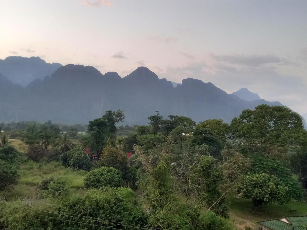 Vang Vieng Queen'S- Mountain View Hotel Bagian luar foto